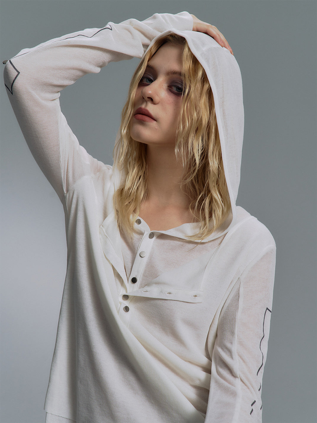 PAIKI Cross Assassin Fake Two-Piece Long Sleeve Hooded T-Shirt