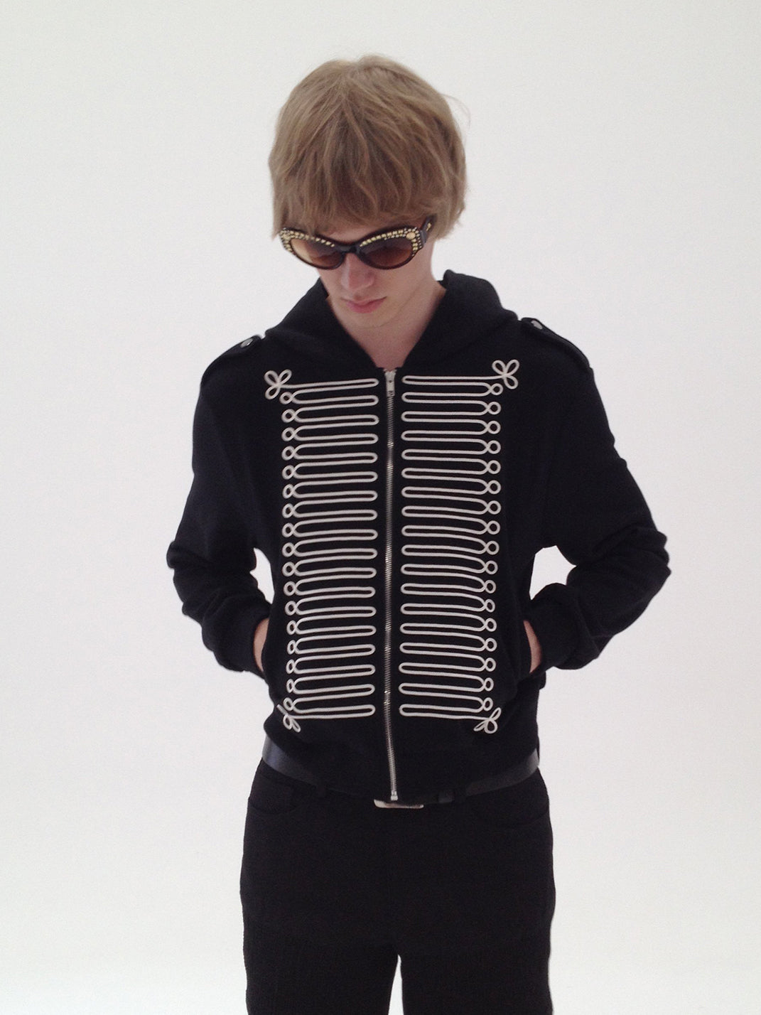 CHAI Epaulette Pattern Zip-Up Hoodie – Black