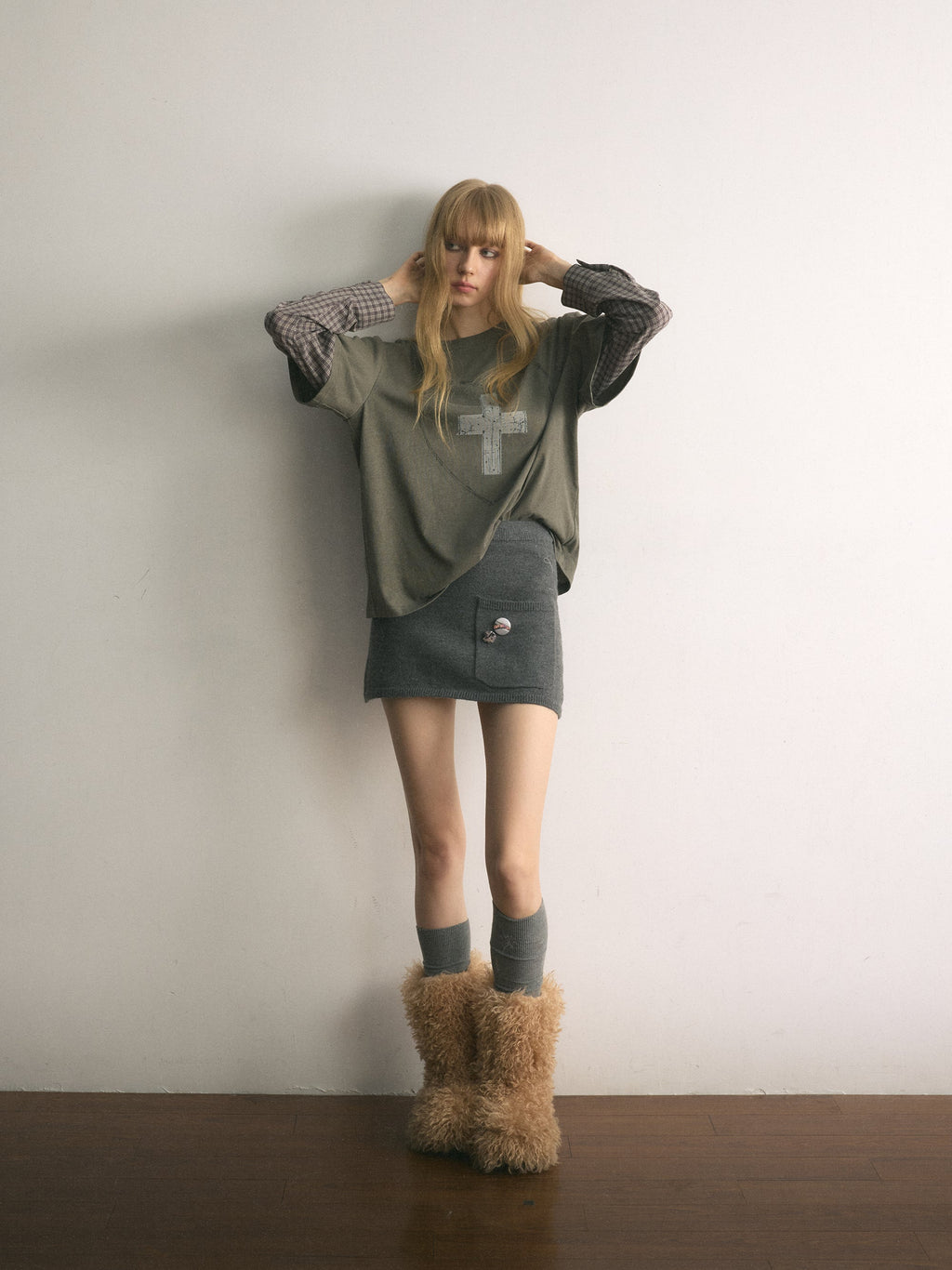 [A001124]Autumn Vine Distressed Cross Print Layered Tee