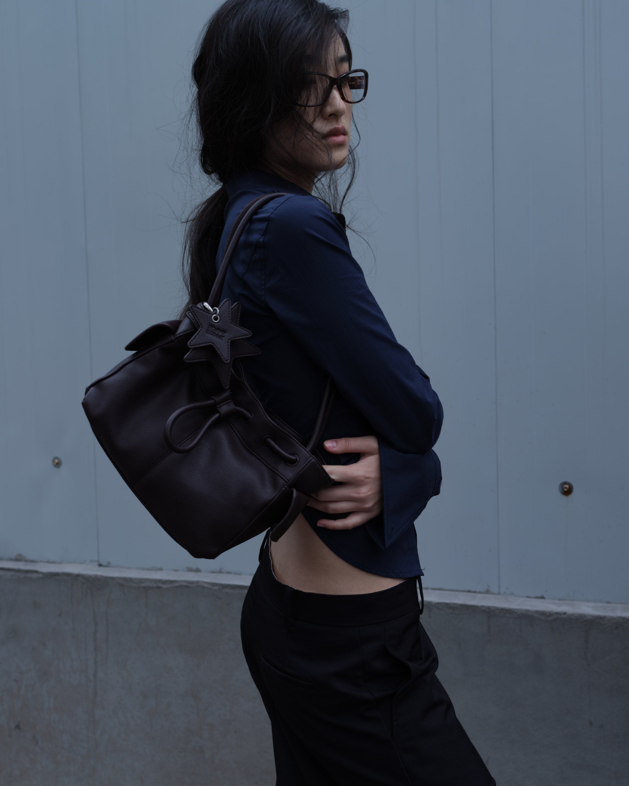 Cozy Drawstring Bag chestnut mini detail image