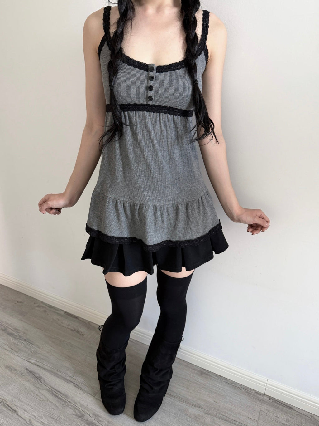 Lace Trim Cropped Cami Top