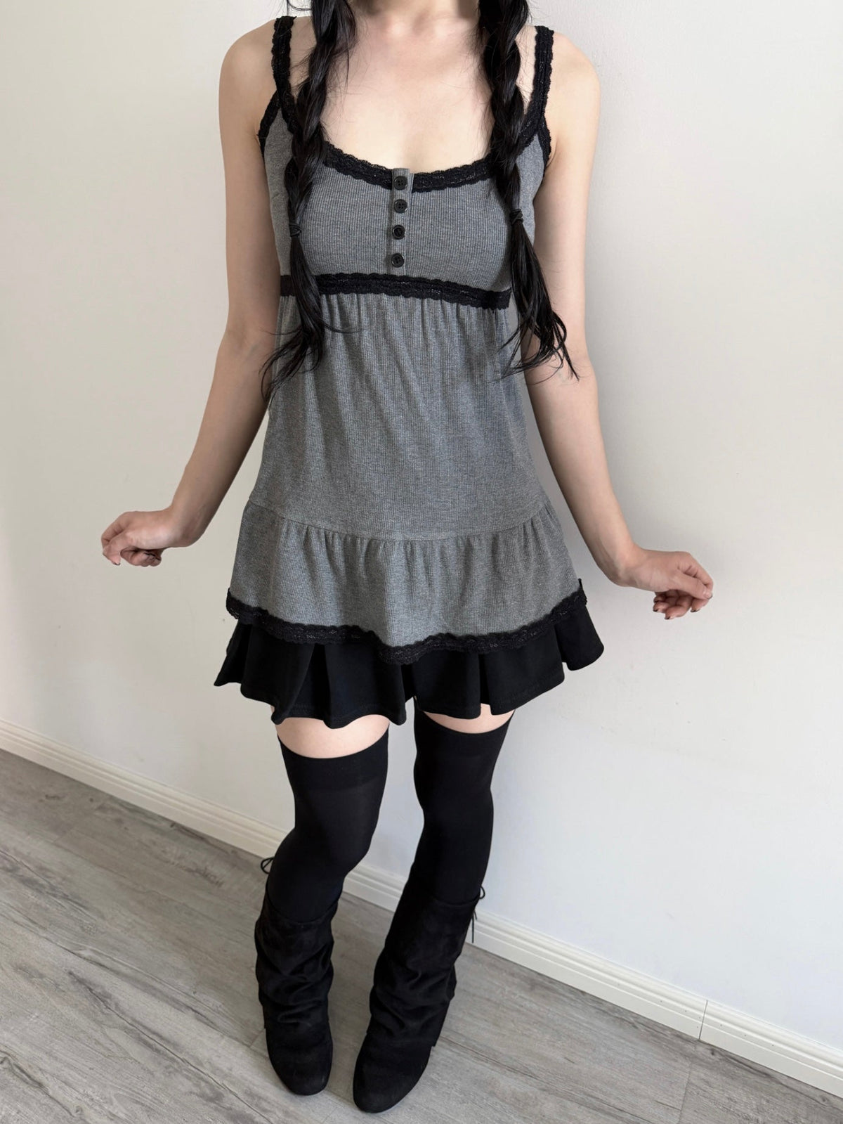 Lace Trim Cropped Cami Top