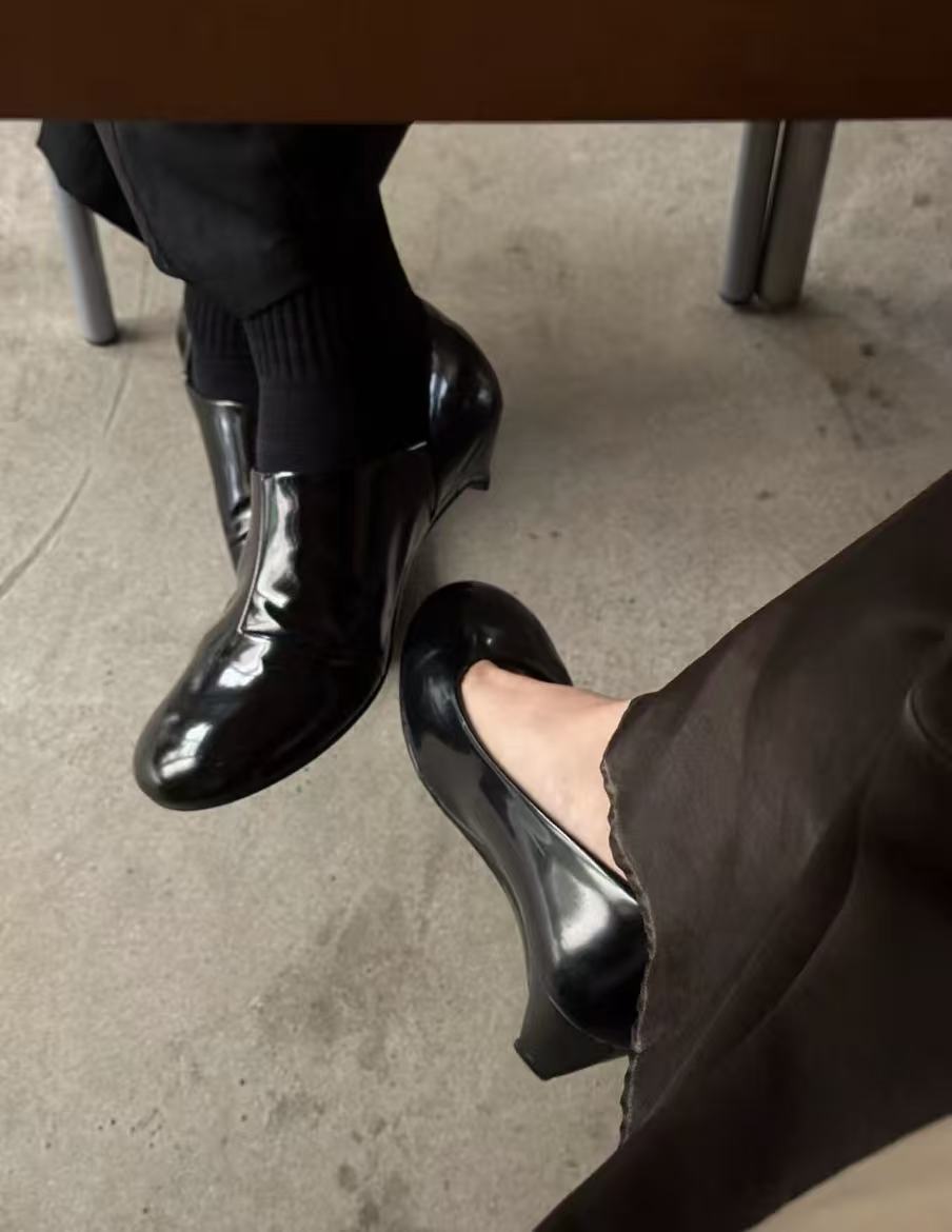 Black Patent Leather Wedge Heel Shoes