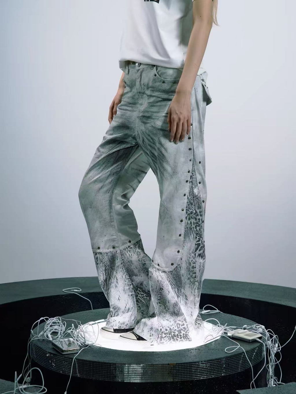PAIKI Python Effect Leopard Print Straight-Leg Jeans
