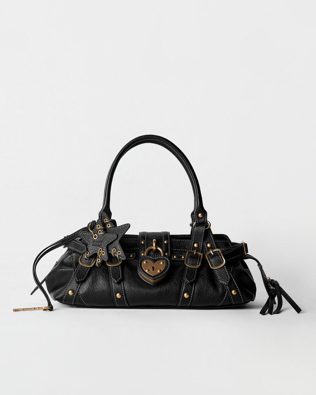 Lockie Baguette Bag black color detail image