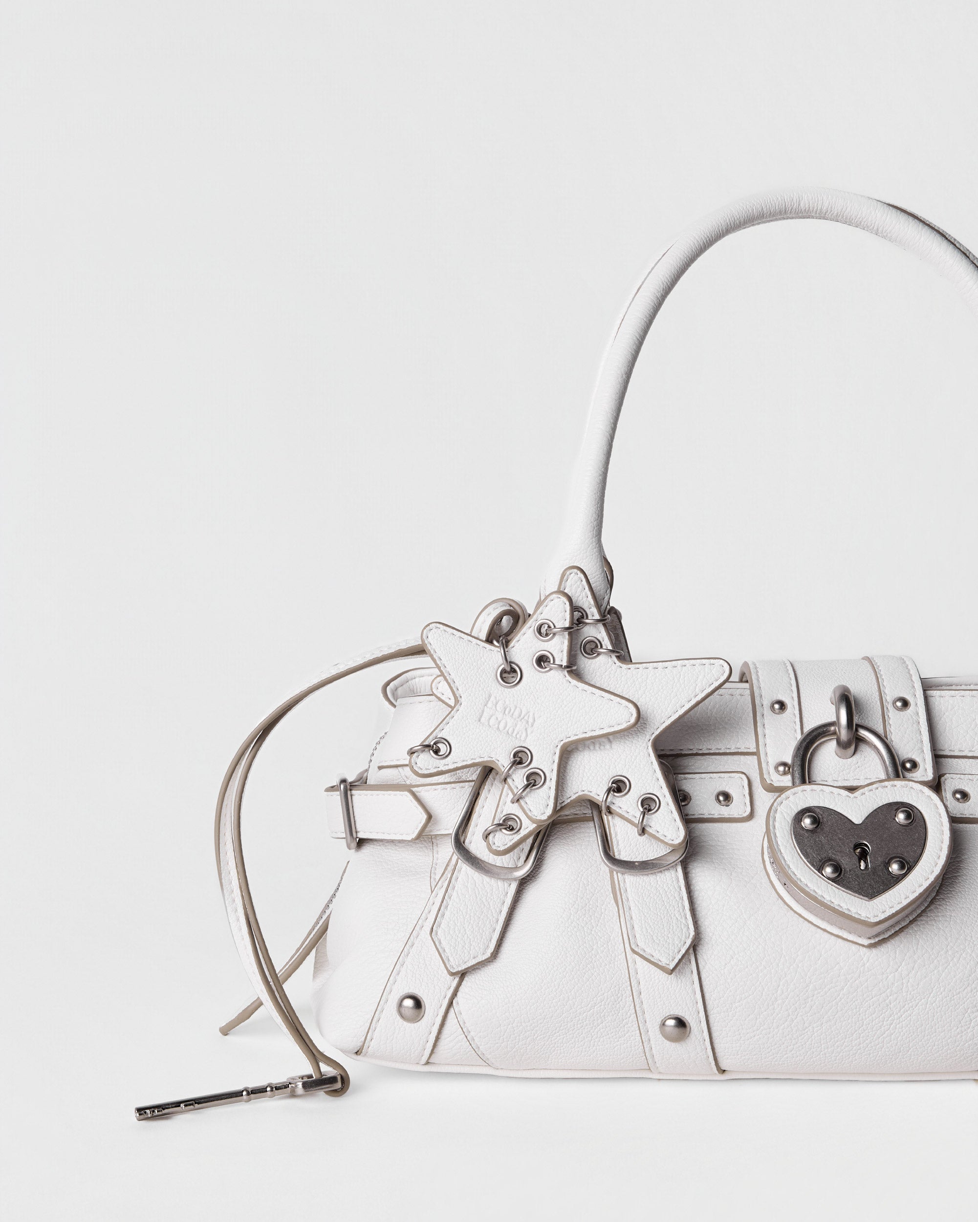 Lockie Baguette Bag product detail image