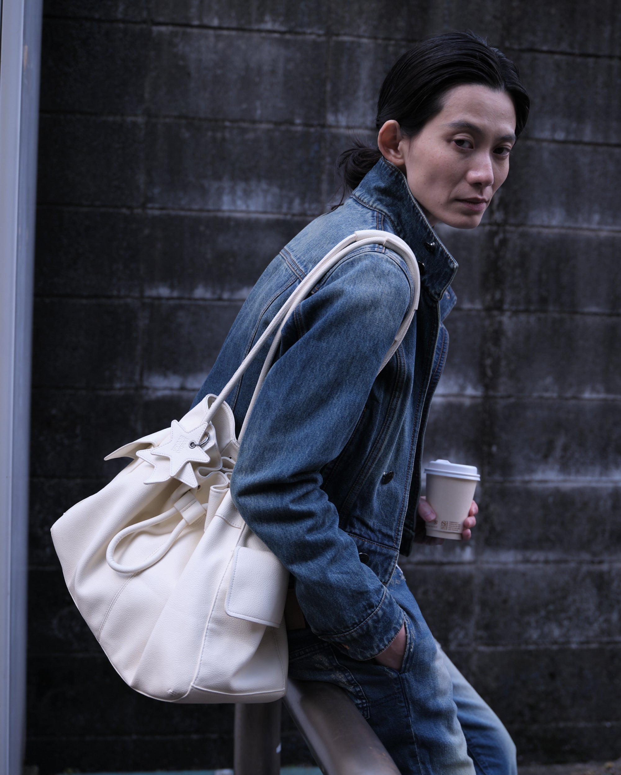 Cozy Drawstring Bag ivory large detail image