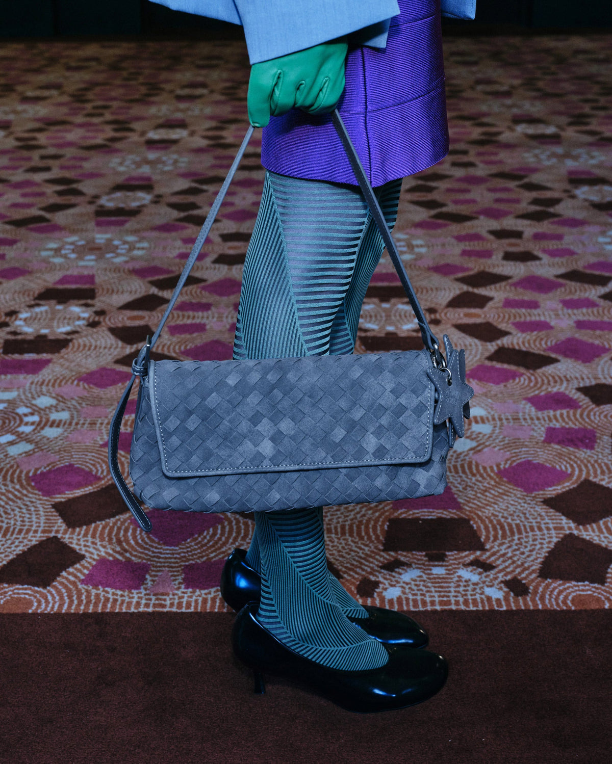 Woven Envelope Bag back