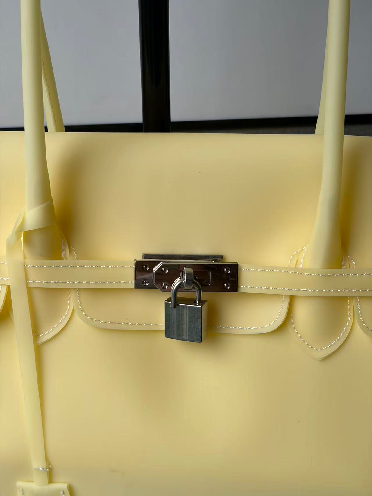SAMPLE SALE