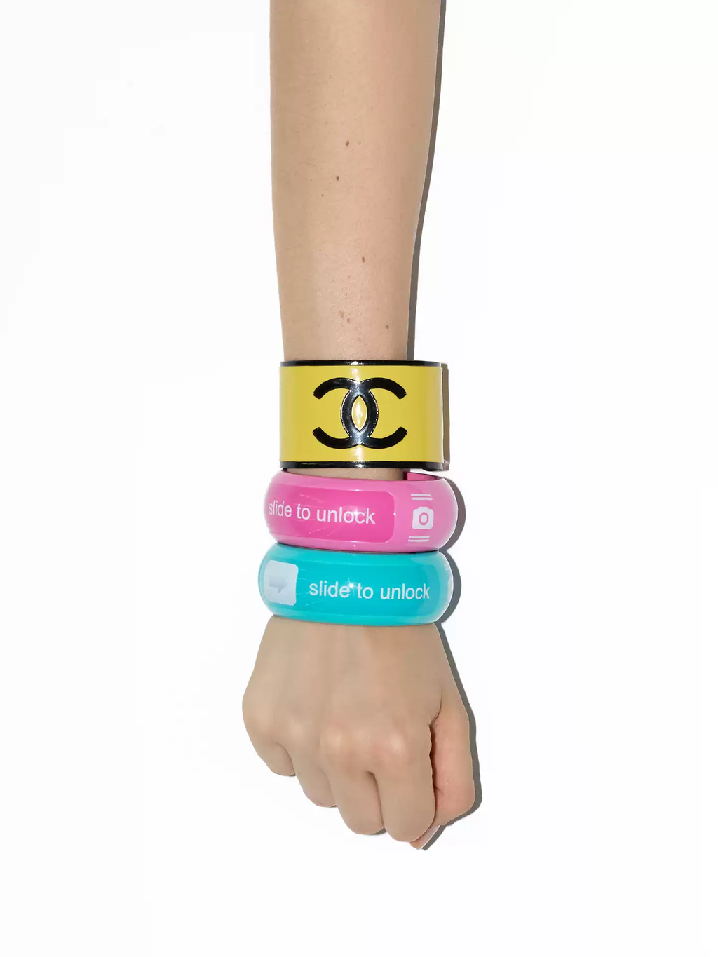 NORGIRA Slide to Unlock Neon Resin Wide Bangle