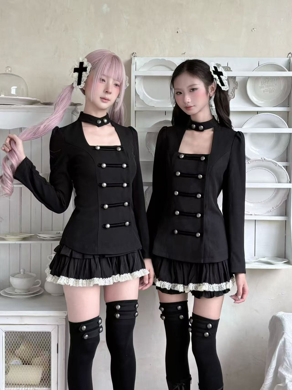 Gothic Cross Hair Clips – Black