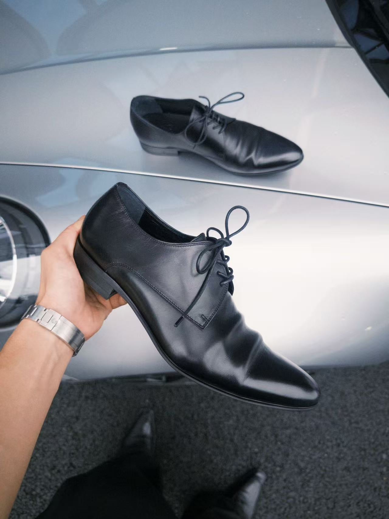 Lace-Up Pointed Derby Shoes