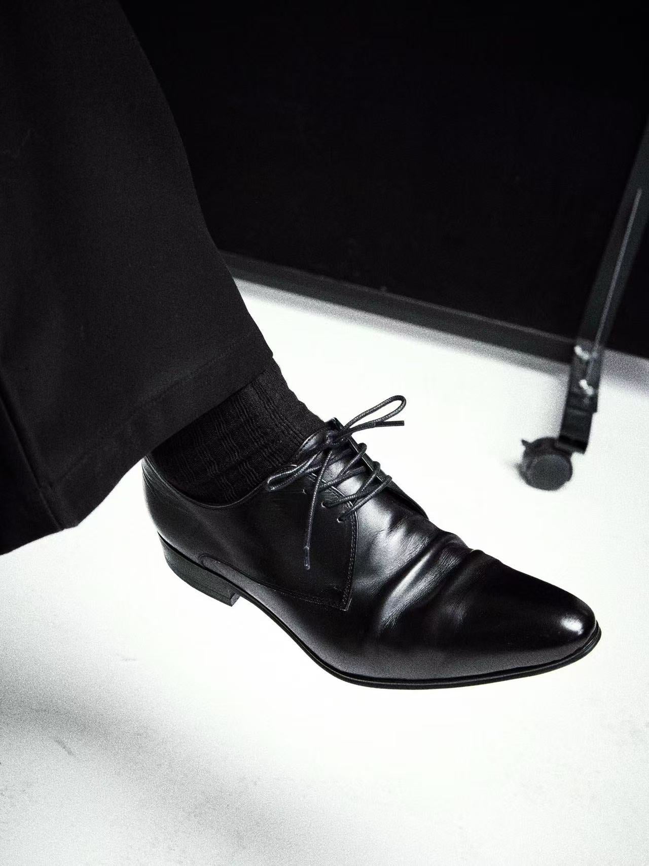 Lace-Up Pointed Derby Shoes