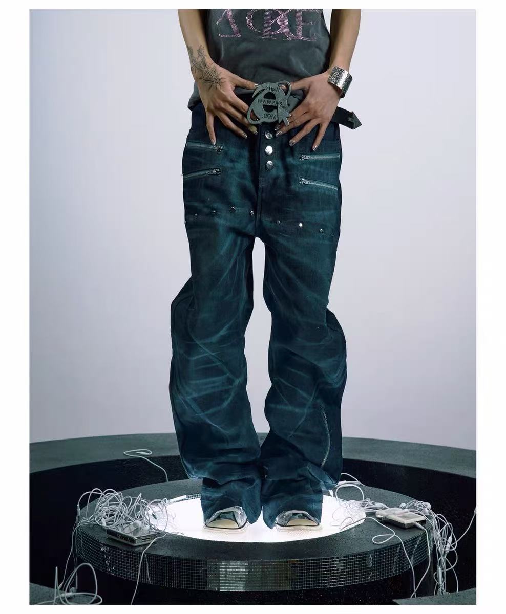 Shark Skin Washed Curved Knife Jeans (Washed and Aged Style)