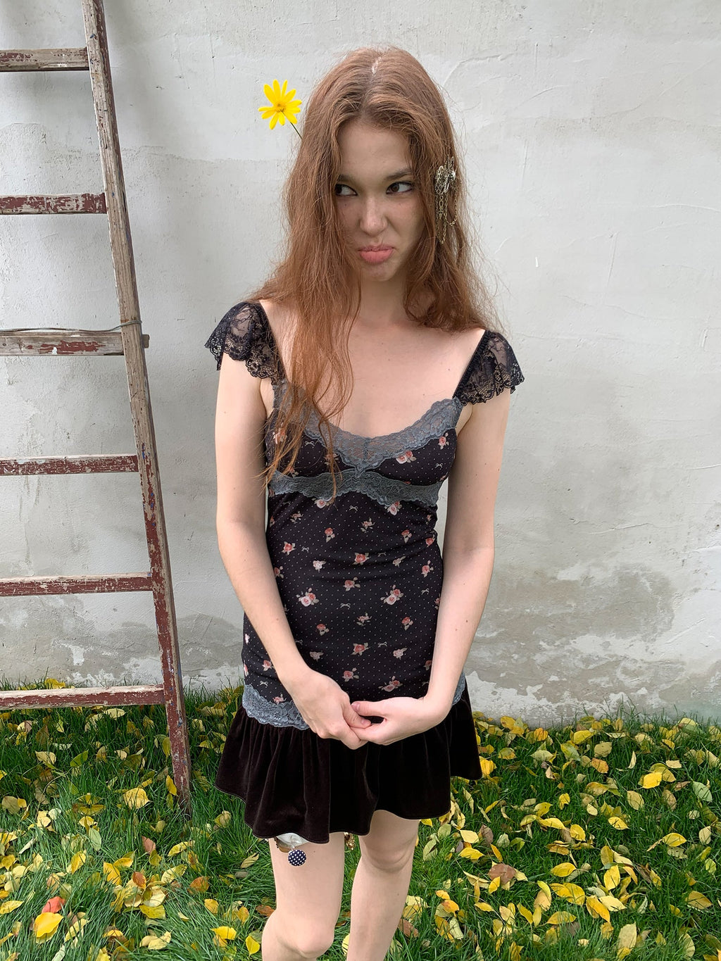 [A001229]Nostalgic floral and playful patchwork dress