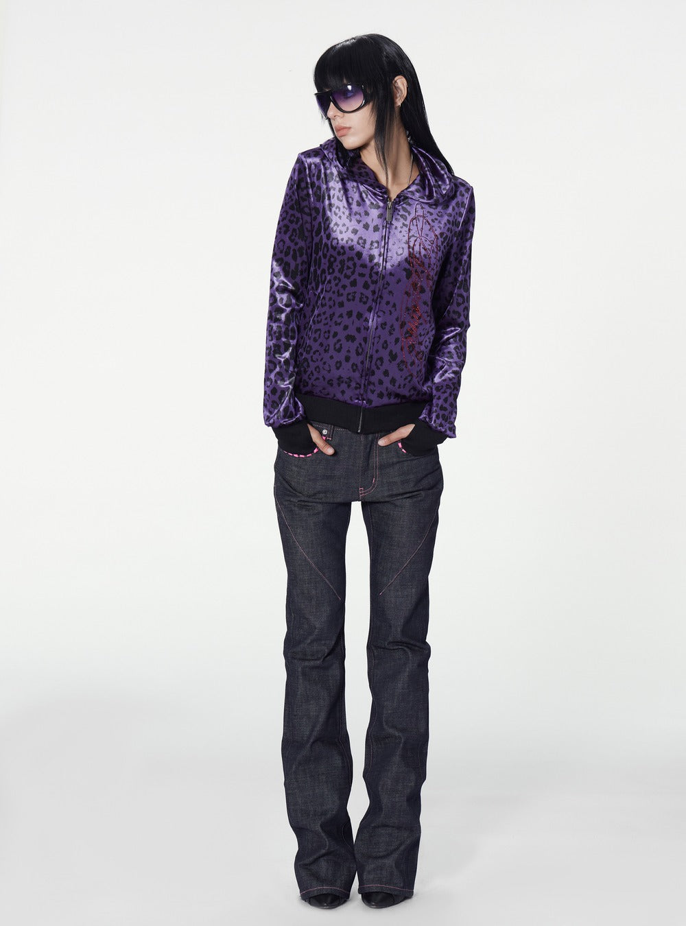 Contrast stitch flare denim styled