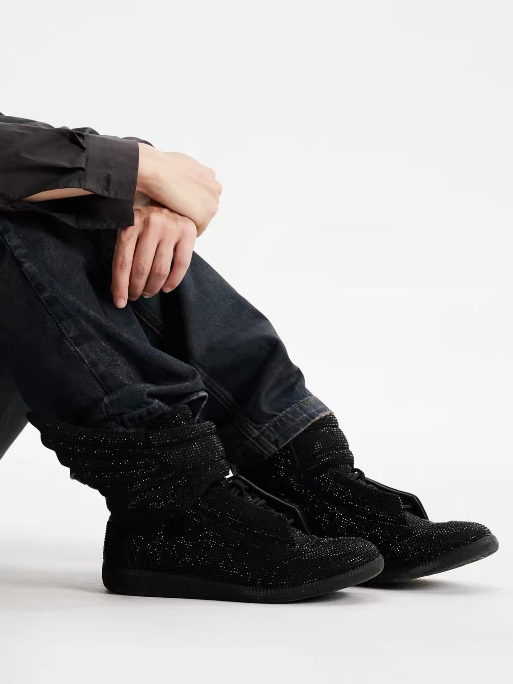 Seraph Wing Shoes – Black Angel-Wing Gothic Footwear