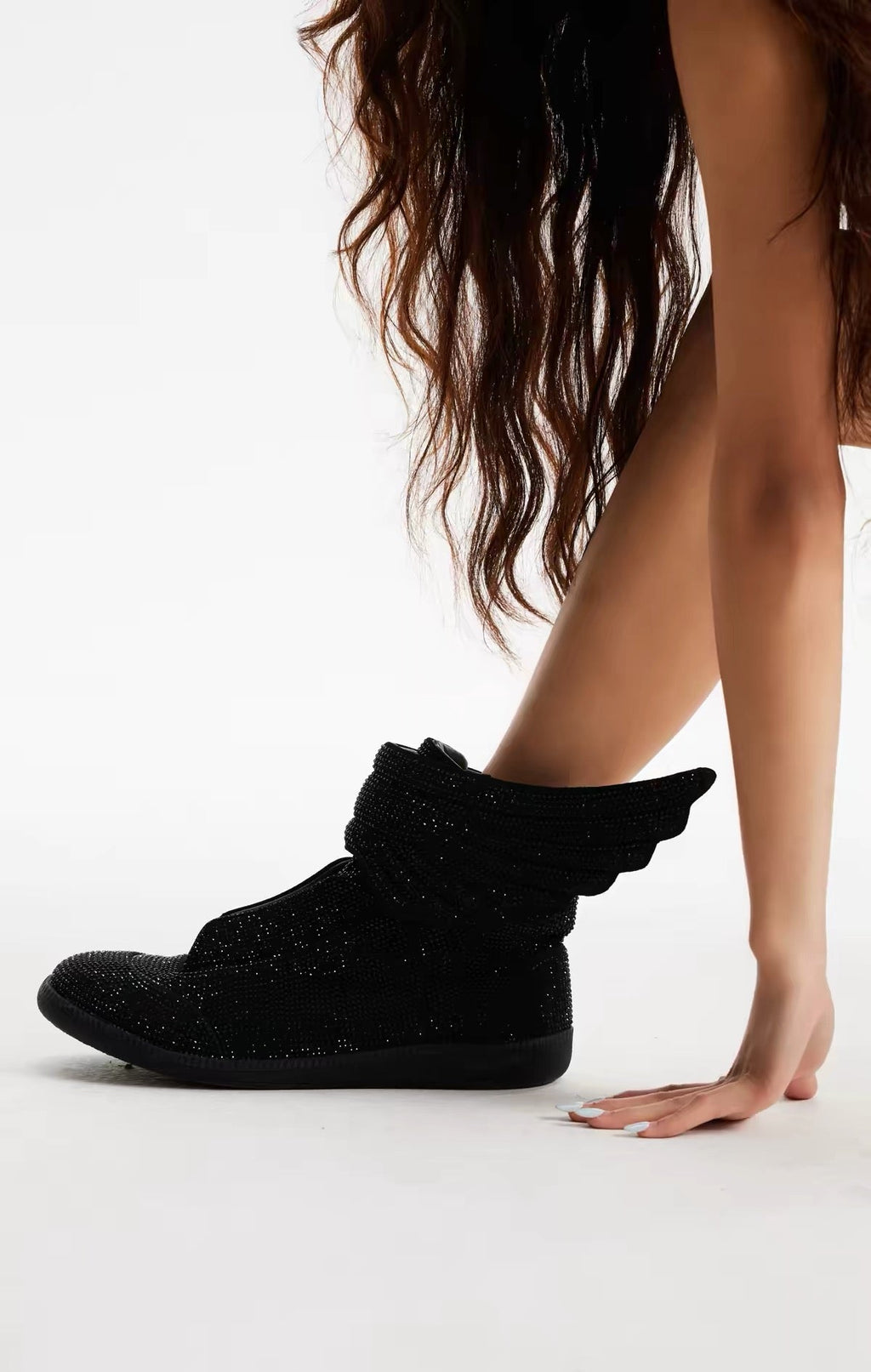 Seraph Wing Shoes – Black Angel-Wing Gothic Footwear