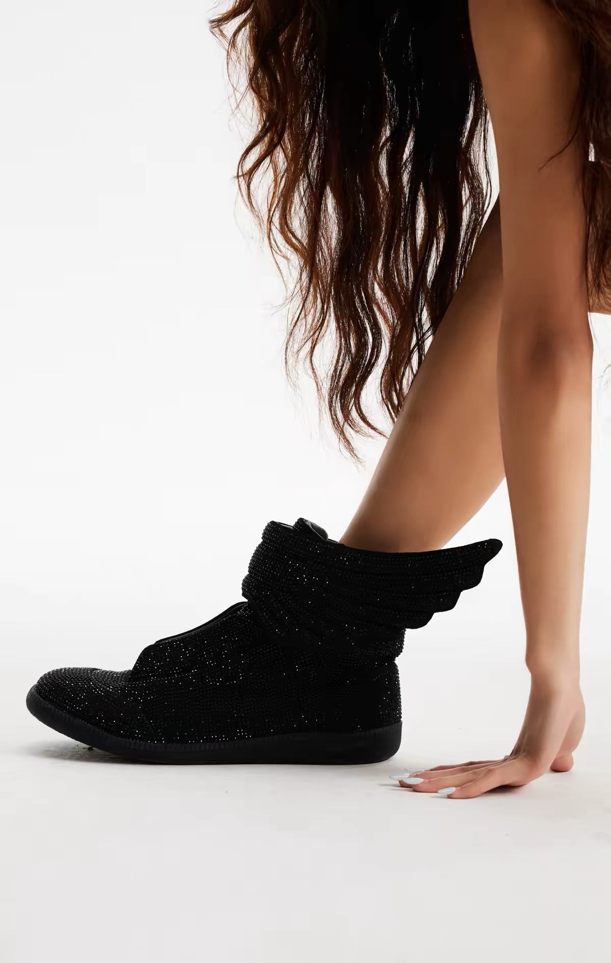 Seraph Wing Shoes – Black Angel-Wing Gothic Footwear