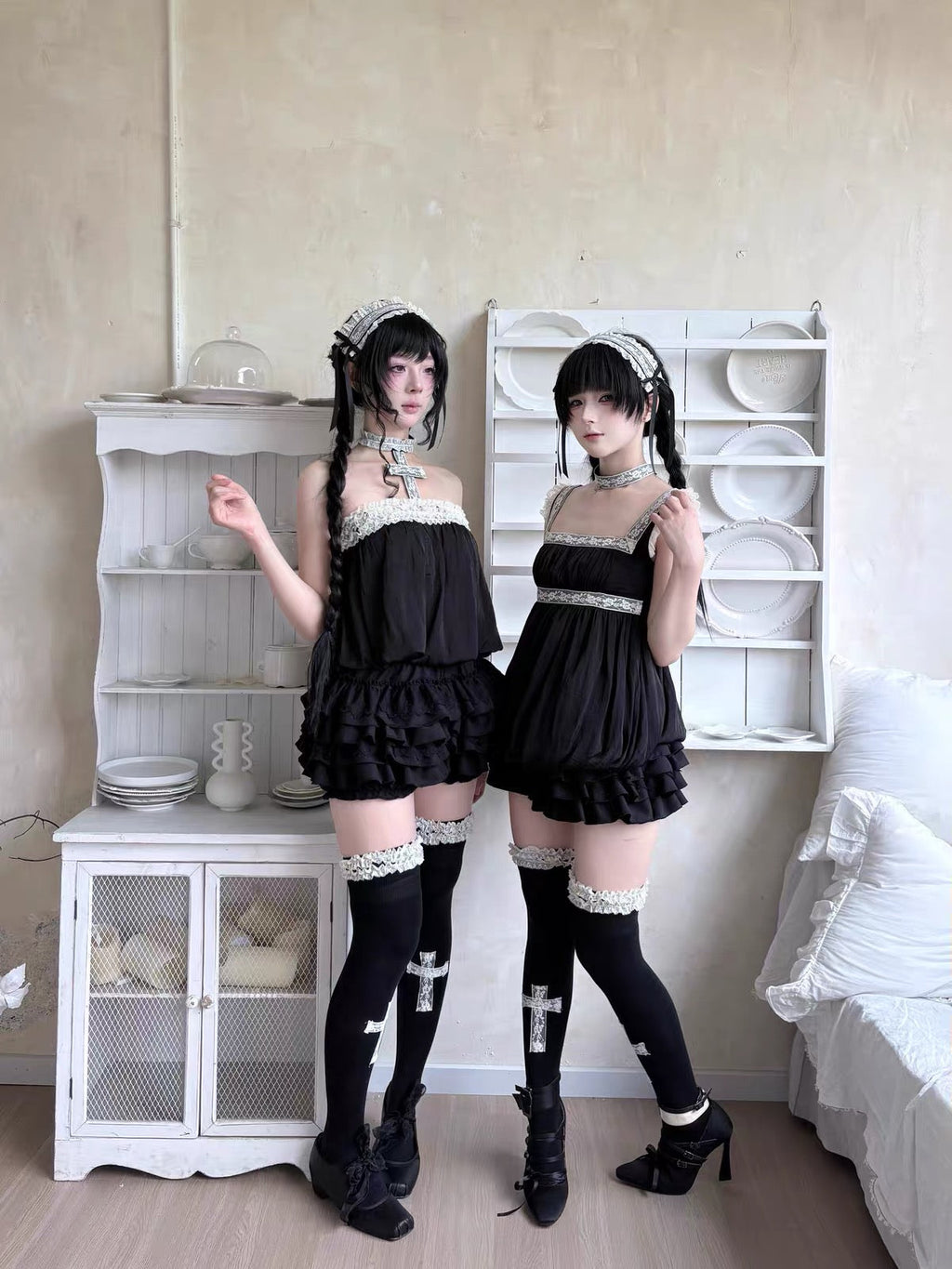 Gothic Ruffle Bloomers – Black