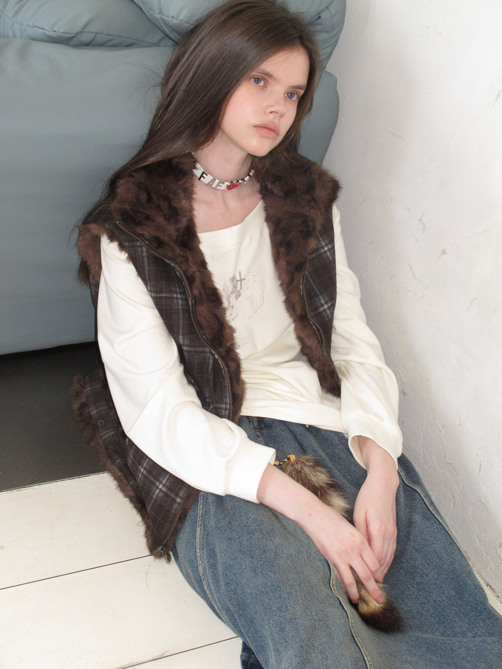 [A001051]Reversible Plush Vest with Vintage Check Pattern