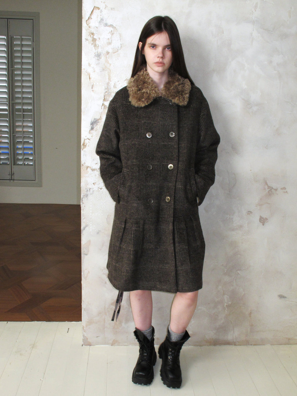 [A001079]Vintage ‘Darjeeling Check’ Wool Coat with Fur Collar