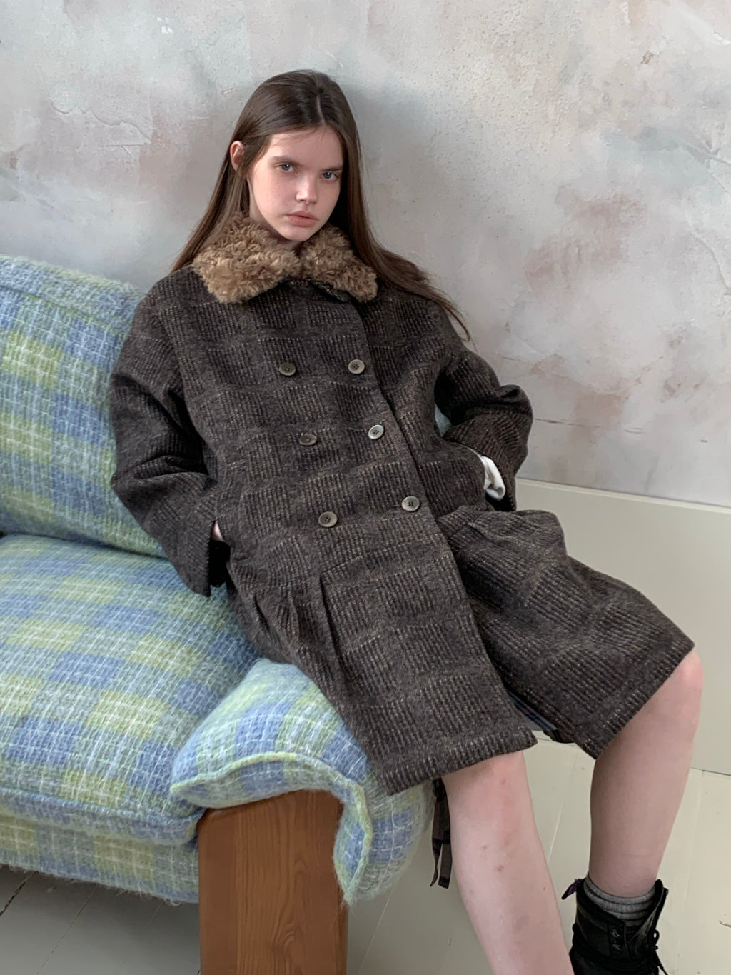 [A001079]Vintage ‘Darjeeling Check’ Wool Coat with Fur Collar