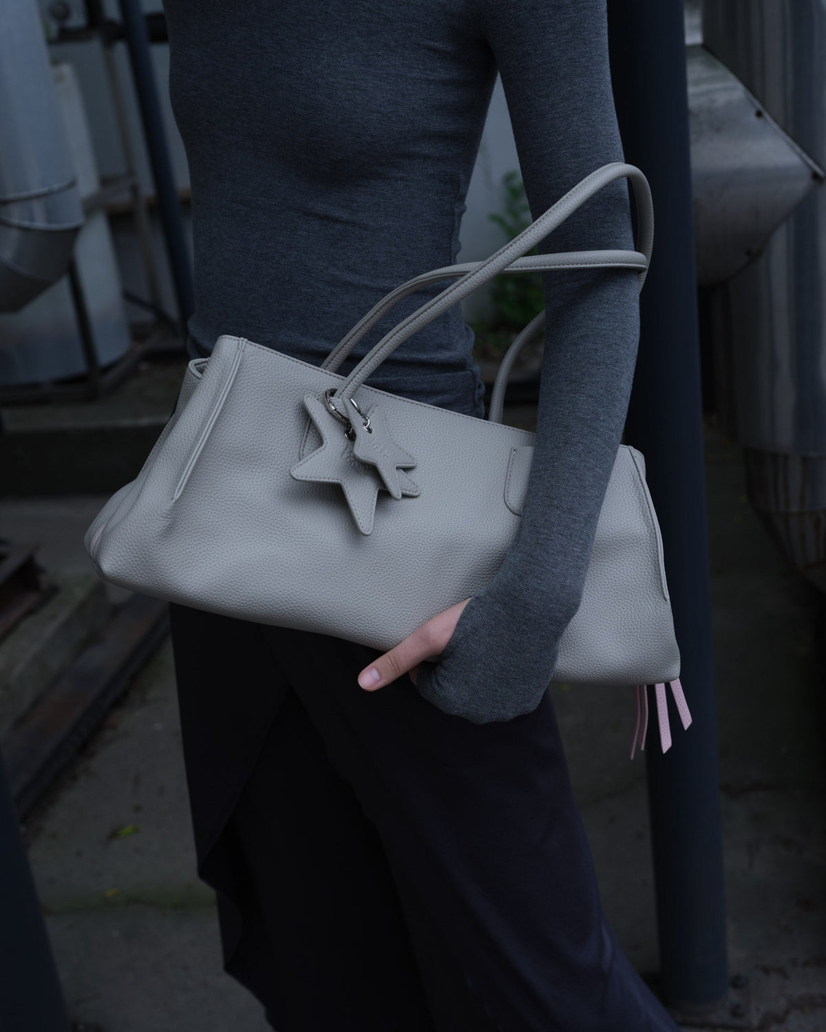Medium Sandwich Tote Bag interior