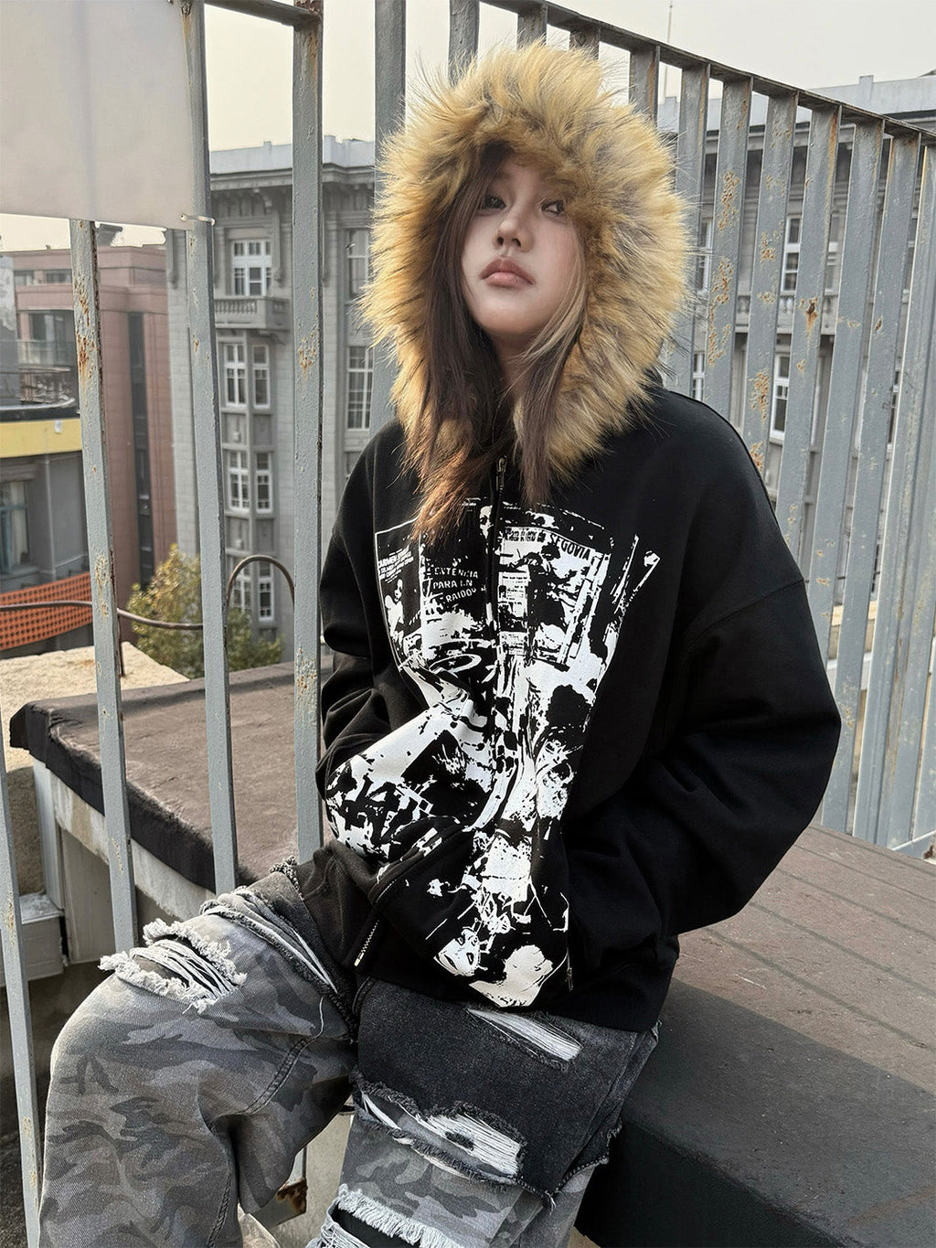 PAIKI Vintage Rock Band Print Hoodie