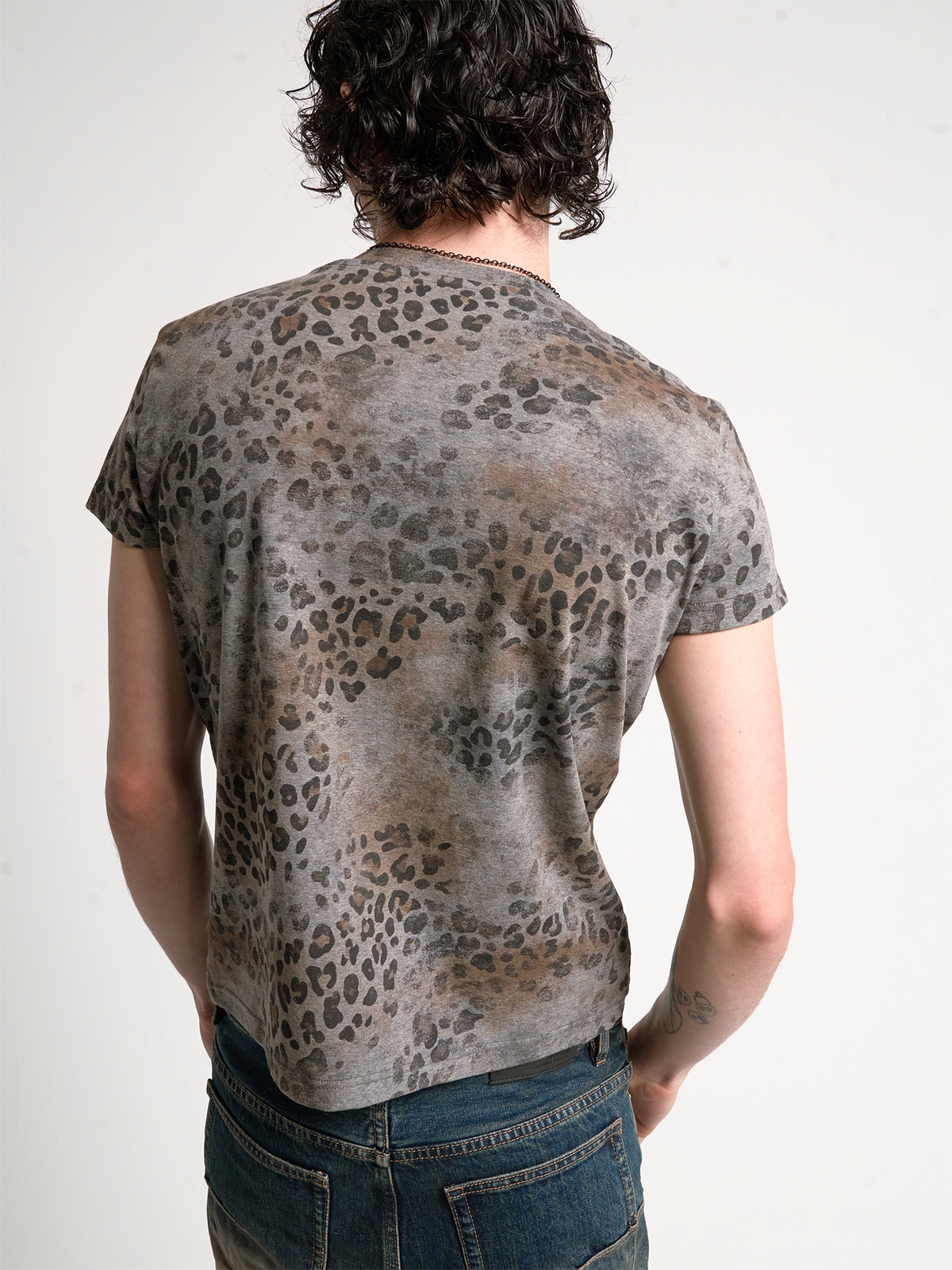 Brown Sand Leopard Print T-Shirt - detail