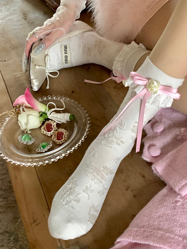 White/Black Lace Trim Calf Socks with Camellia Bowknot Decoration