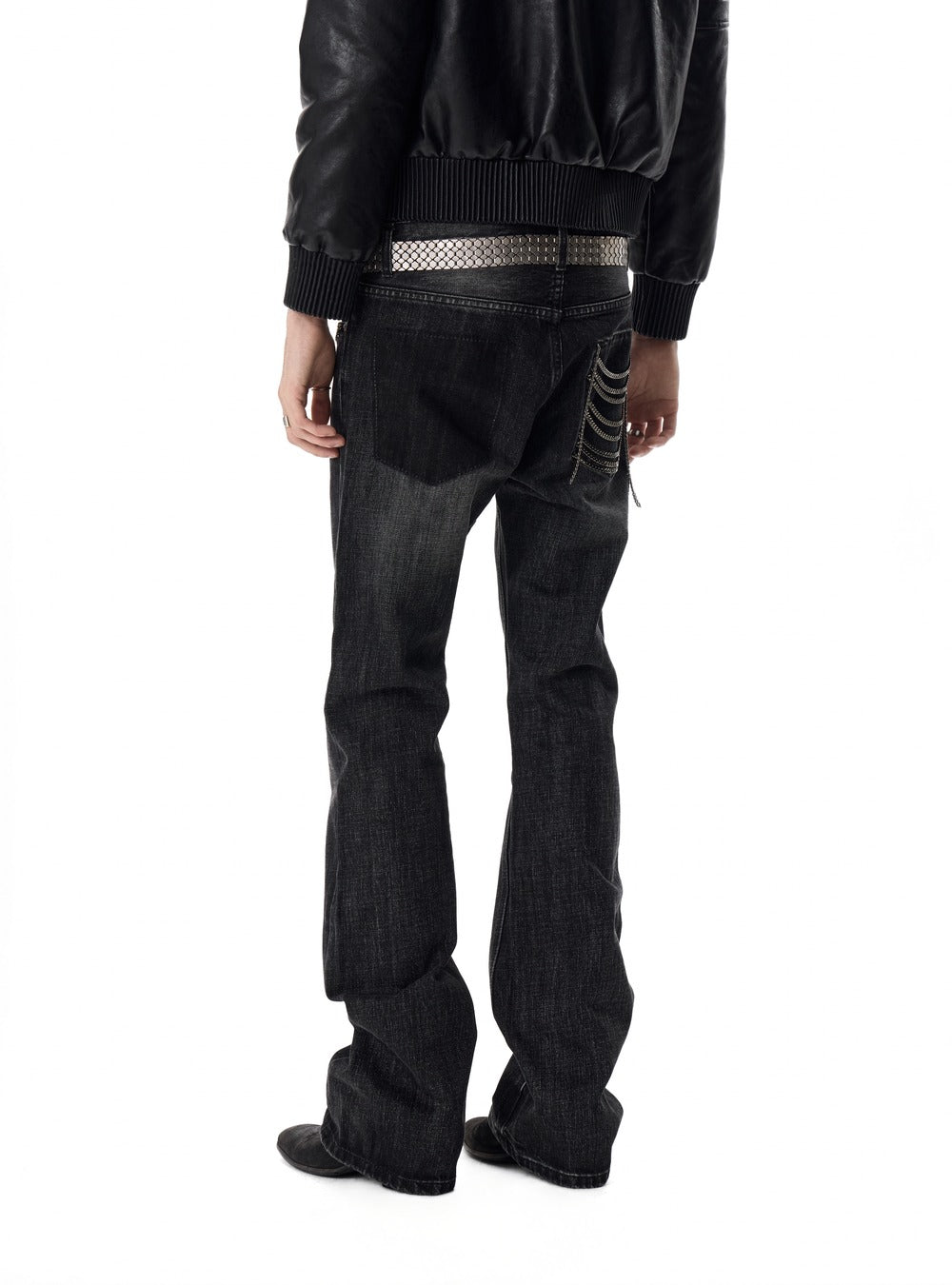 Chain pocket flare denim detail