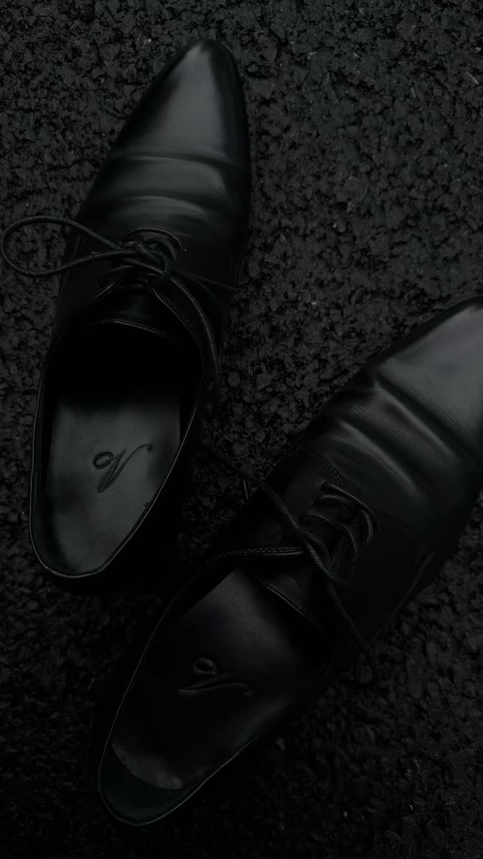Lace-Up Pointed Derby Shoes