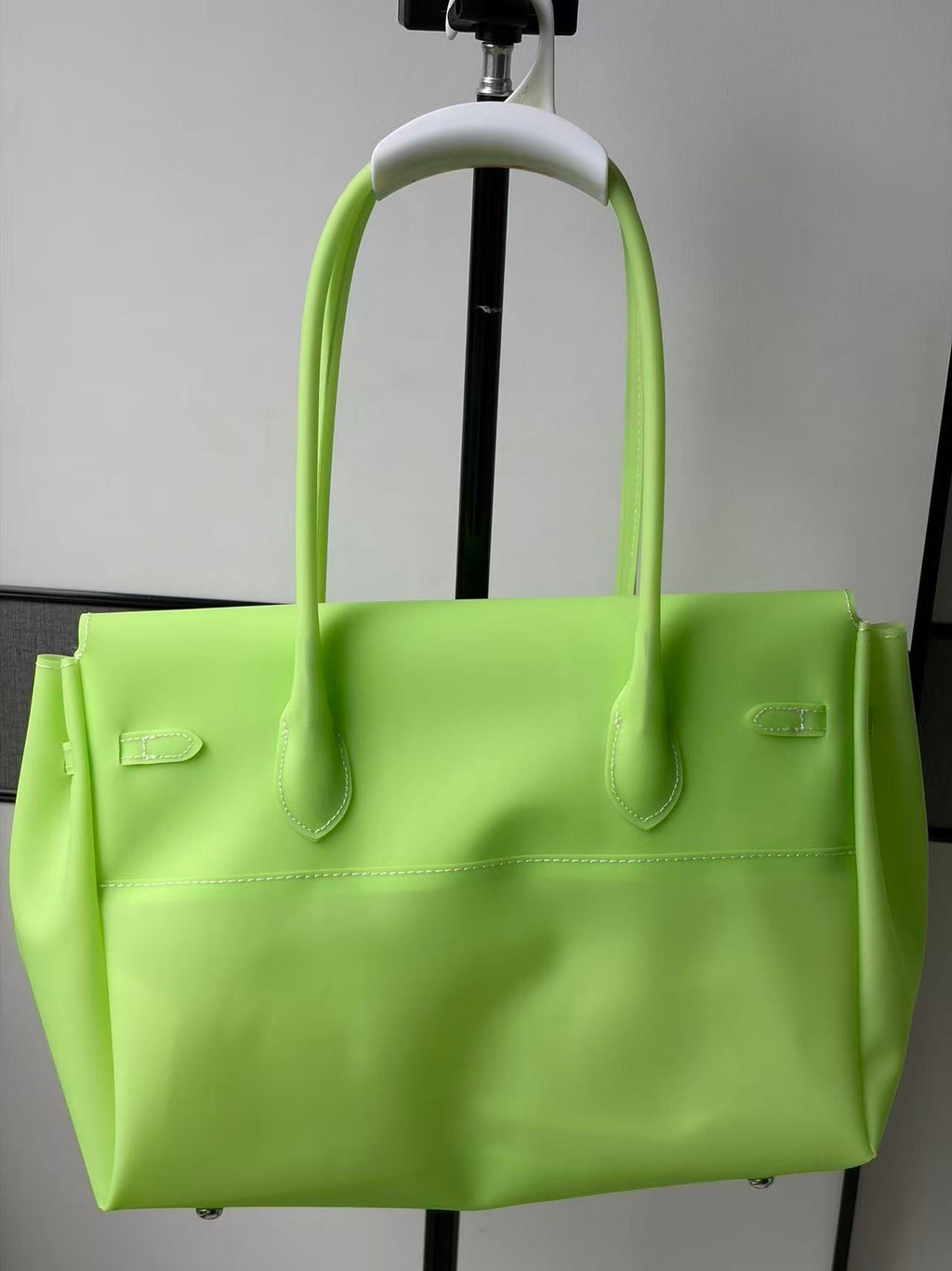 SAMPLE SALE