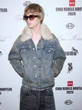 CHAI Studded Washed Denim Jacket With Detachable Fur Collar – Washed Blue