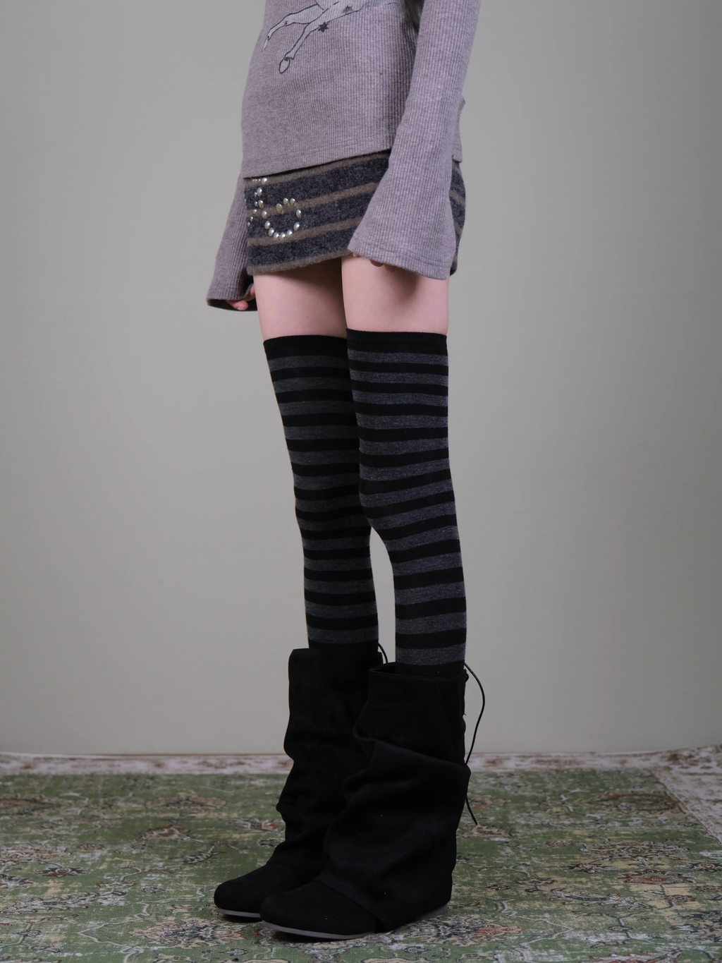 Retro Striped Over-the-Knee Socks - Grey & Black Y2K Thigh-High Socks