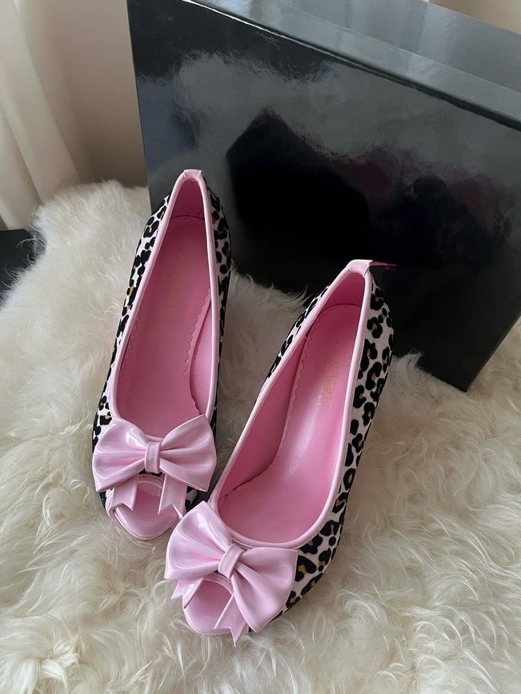 Gyaru Leopard Print Slope Heel Shoes – 9cm Heel with Bow Detail