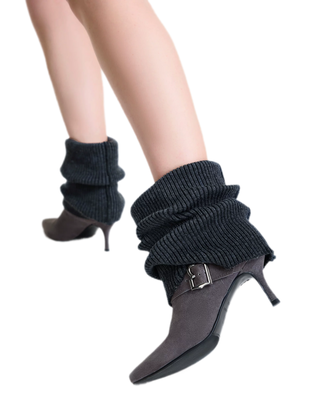 Suede pointed boots detail