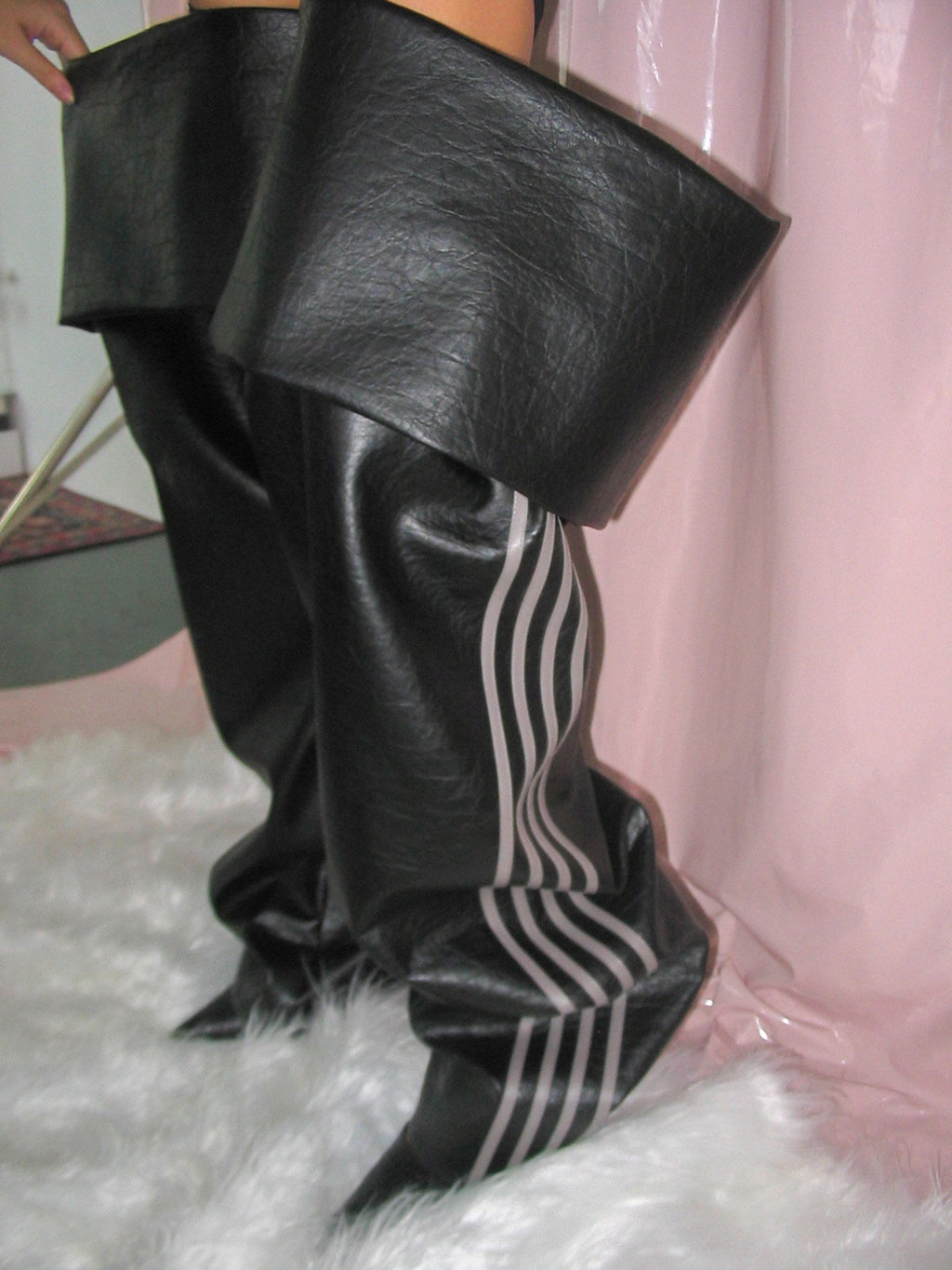 NOLA Oversized Leather Leg Harness – Black Wide Strap Statement Garter