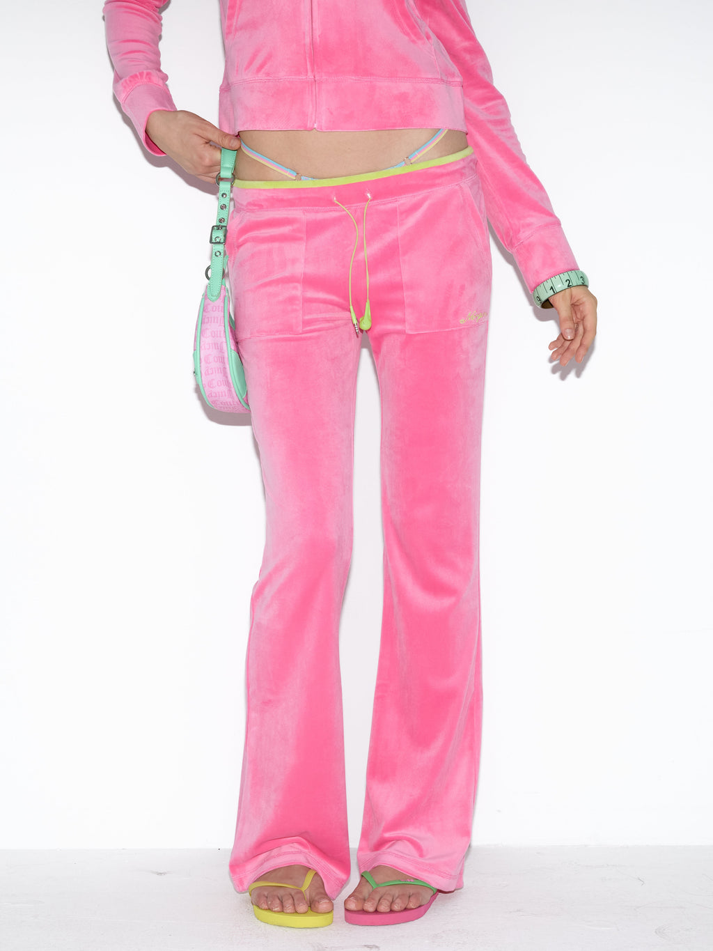 NORGIRA Earphone Velour Hoodie & Pants Set – Pink