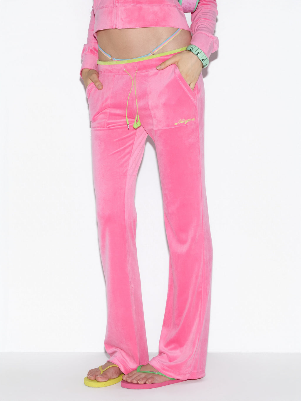 NORGIRA Earphone Velour Hoodie & Pants Set – Pink