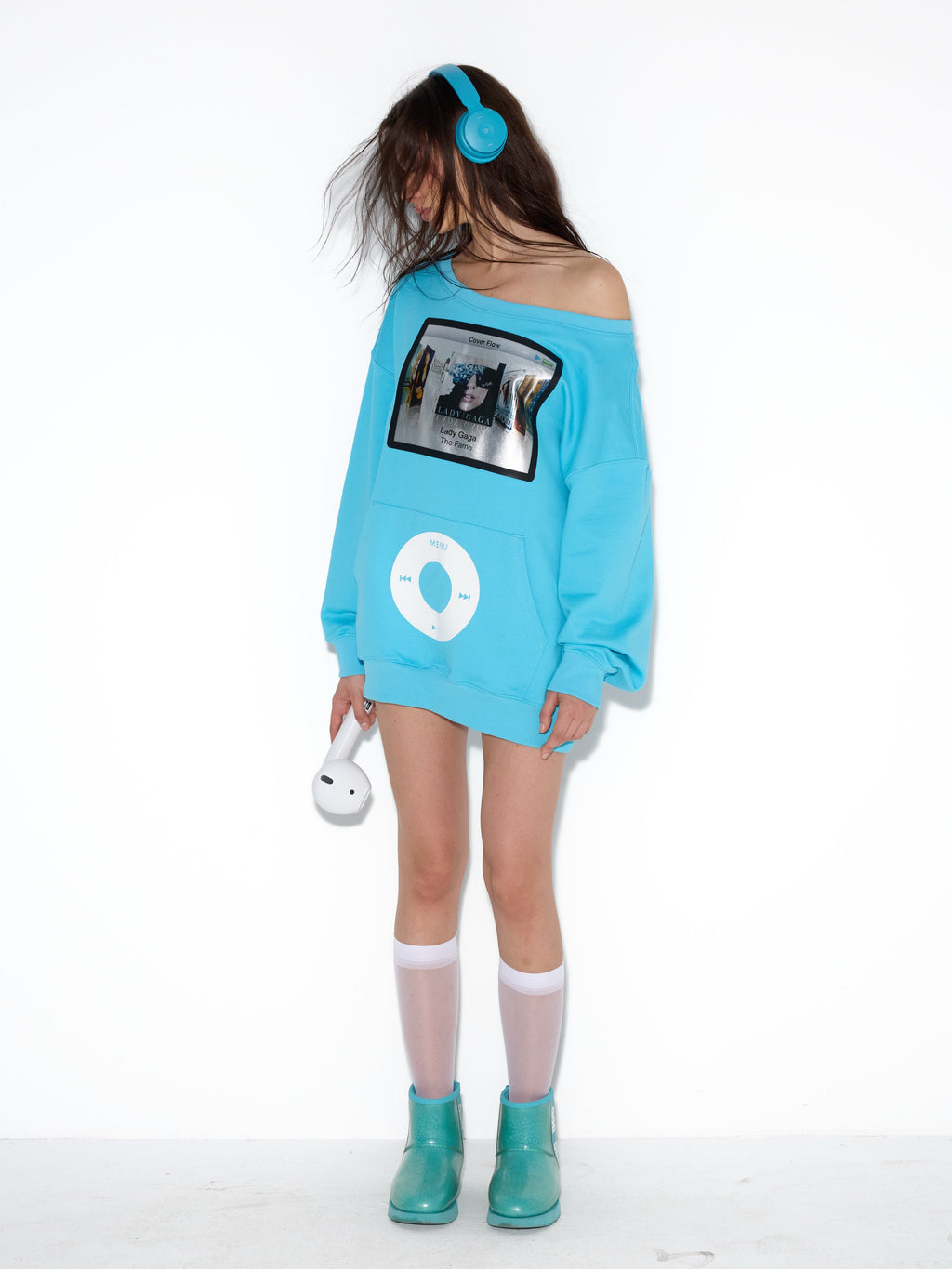 NORGIRA iPod Metallic Print Off-Shoulder Sweatshirt – Blue