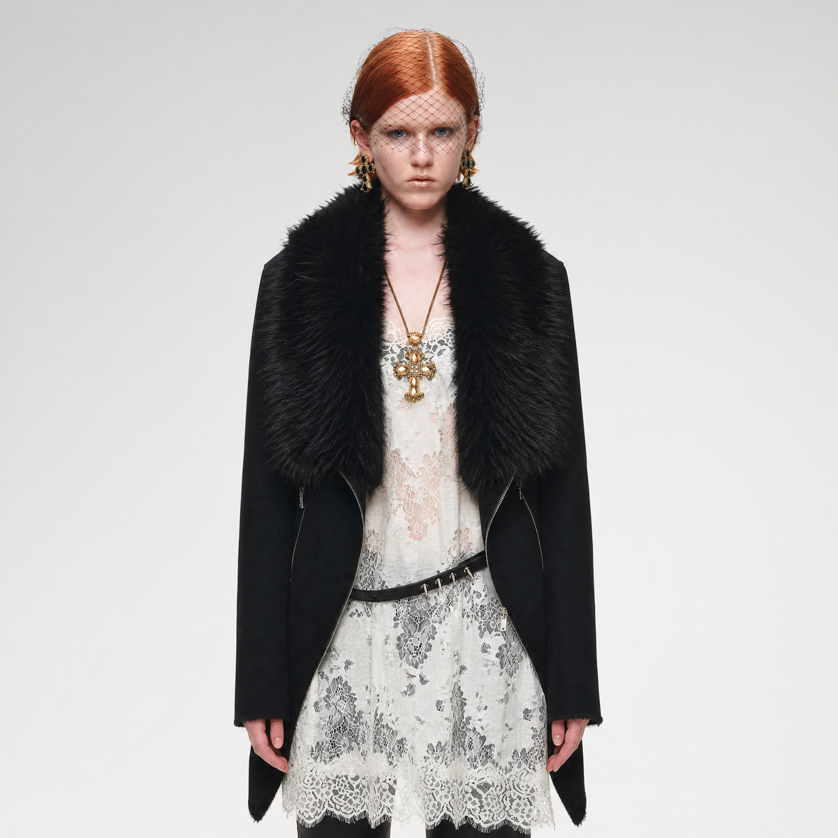 Suede-look coat with oversized faux fur collar